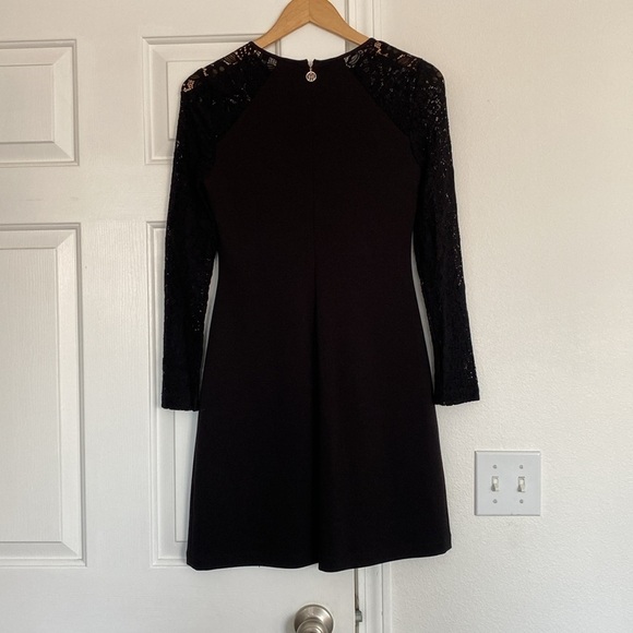 Tommy Hilfiger little black dress with long sleeves lace sleeves. - Picture 15 of 16